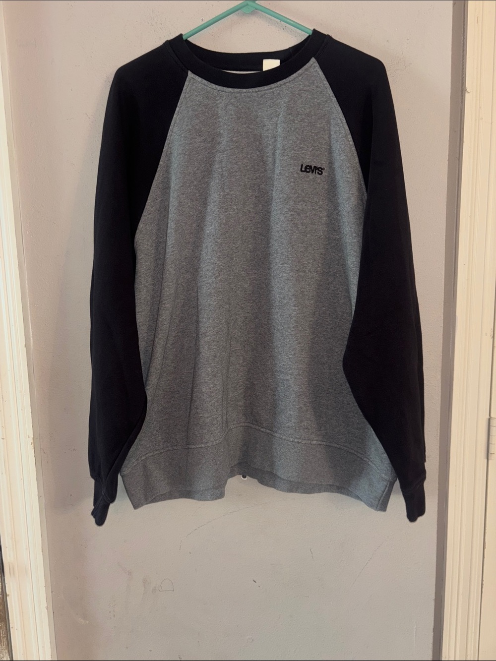 Levi's Heather Gray Body with Black Raglan Sleeves Sweatshirt